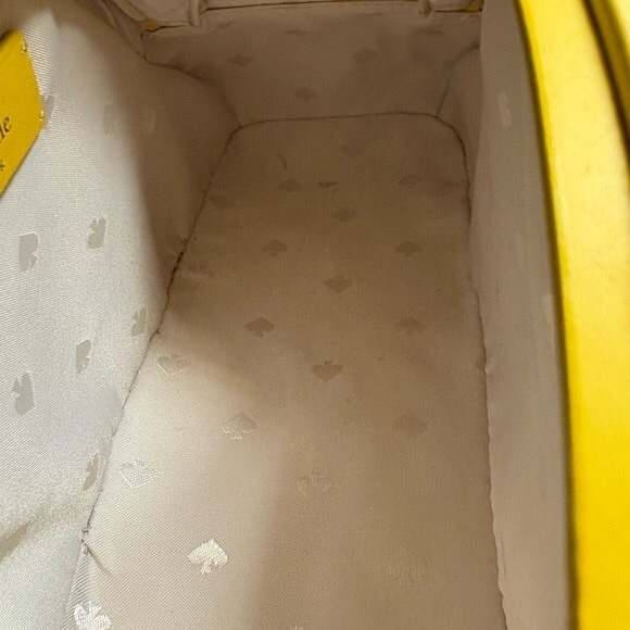 Kate Spade Yellow and White Car-Shaped Bag - Picture 6 of 8